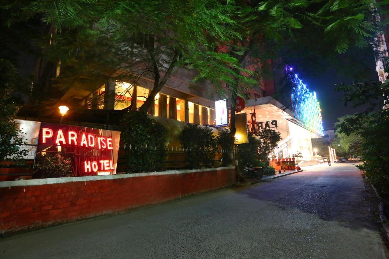 Hotel Paradise Indore Buitenkant foto